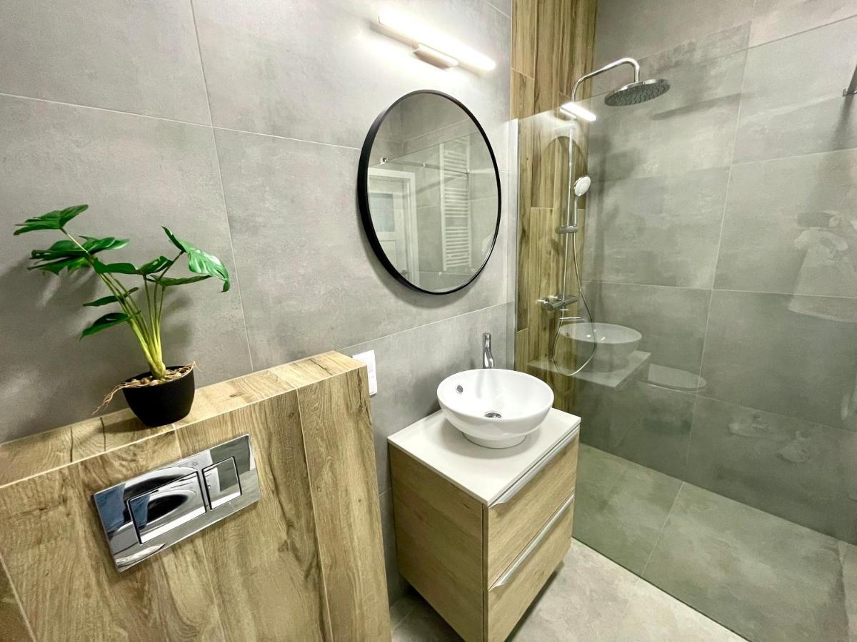 Modern Green Apartment 크라쿠프 외부 사진